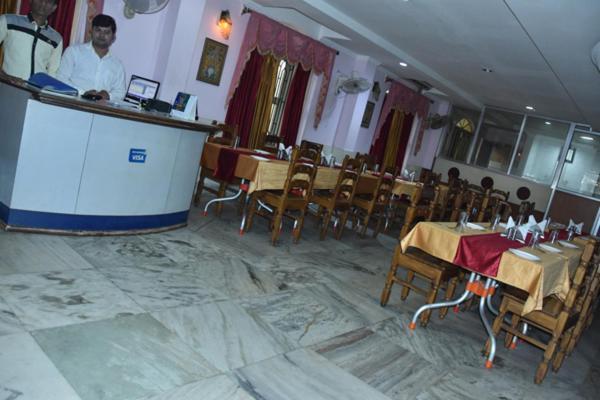 Hotel Sambit Palace Bhubaneswar Buitenkant foto